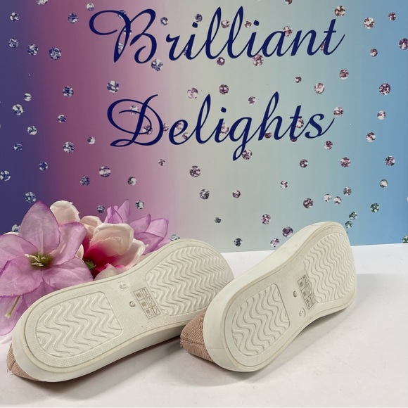 💗SALE! MEIKA SLIP ON SNEAKERS - Picture 8 of 12